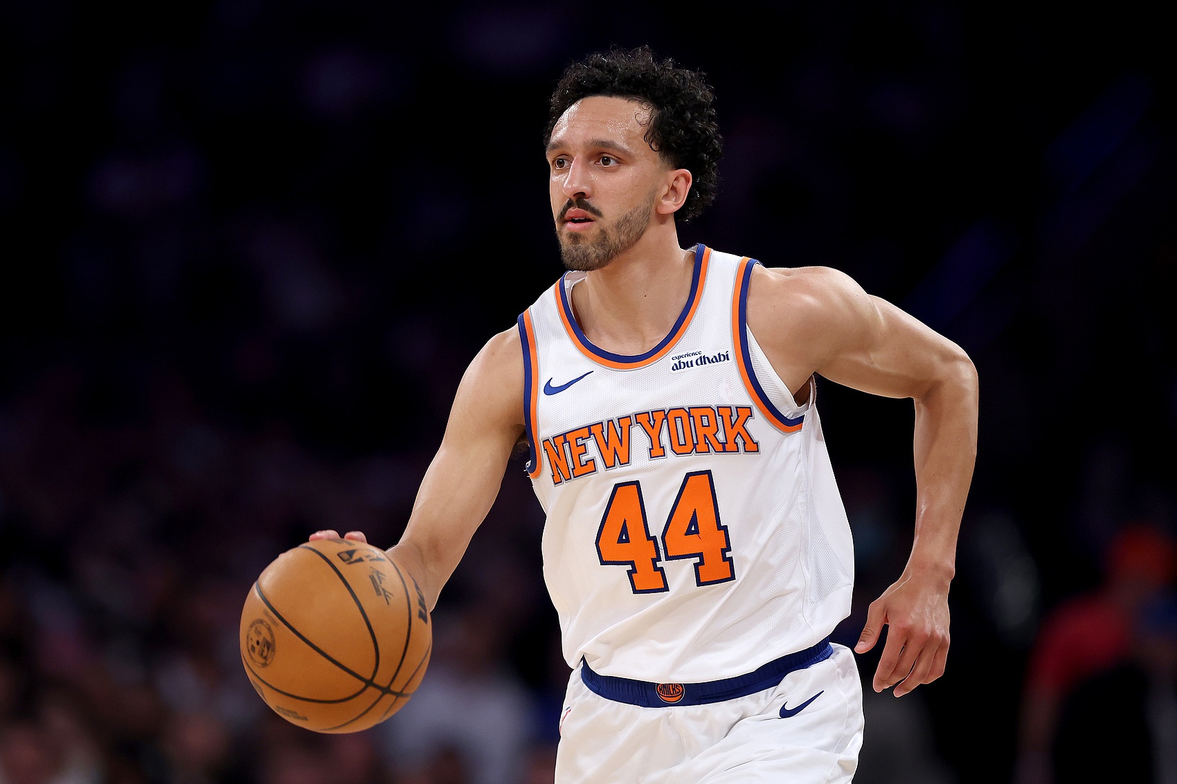 2026世界杯下注-残暴！尼克斯16记三分射穿篮网 最终狂胜54分