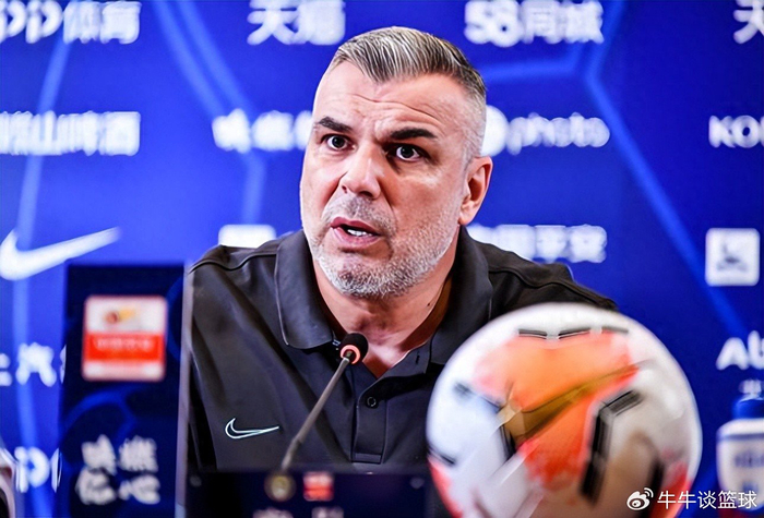 世界杯预选赛下注平台-斯卢茨基暂时离开申花队！已直接现身超级杯现场，引发热议|上海申花|中超|上海海港|奥拉罗尤|北京国安_新浪体育_新浪新闻